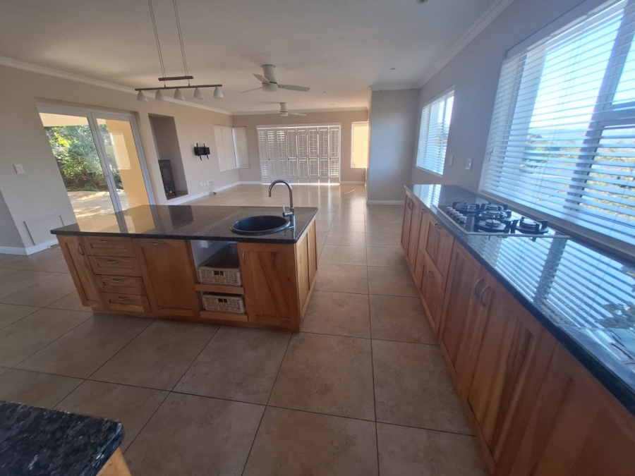To Let 3 Bedroom Property for Rent in Brackenridge Western Cape